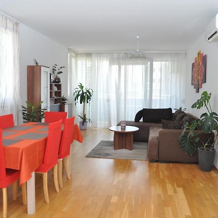 Apartment Kristijan Макарска Екстериор снимка