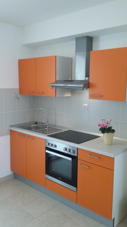 Apartment Kristijan Макарска Стая снимка