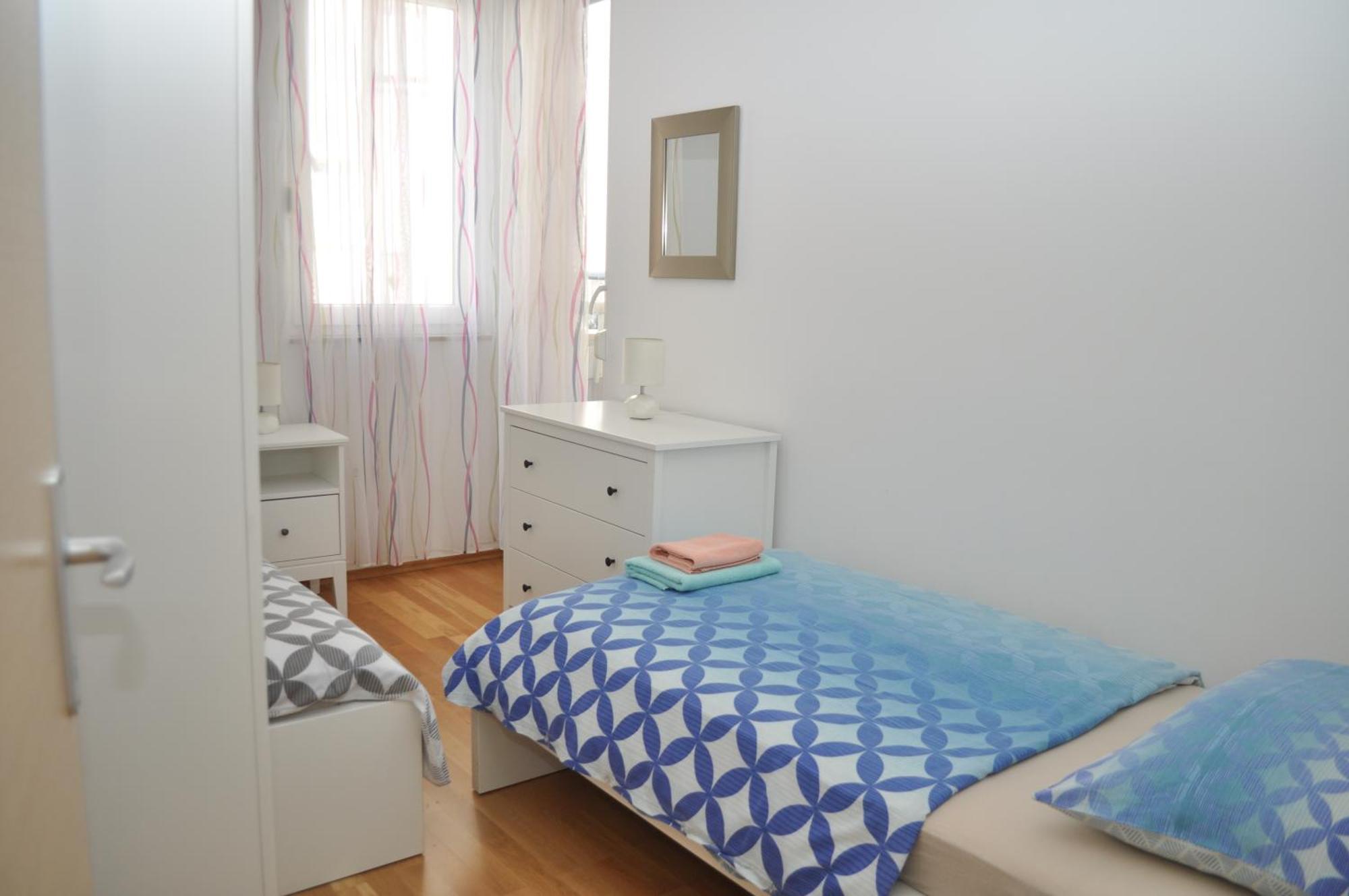 Apartment Kristijan Макарска Екстериор снимка
