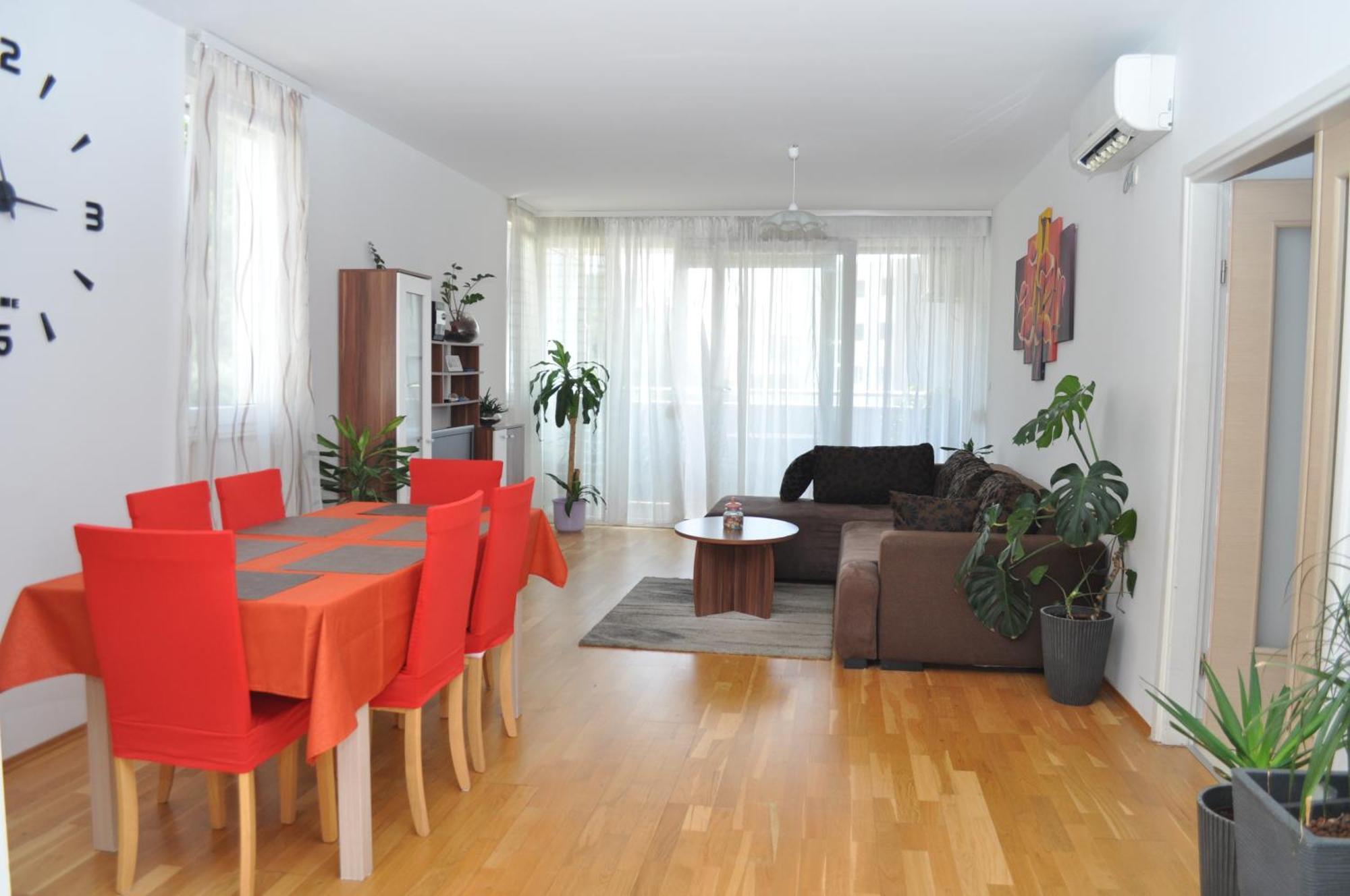 Apartment Kristijan Макарска Екстериор снимка