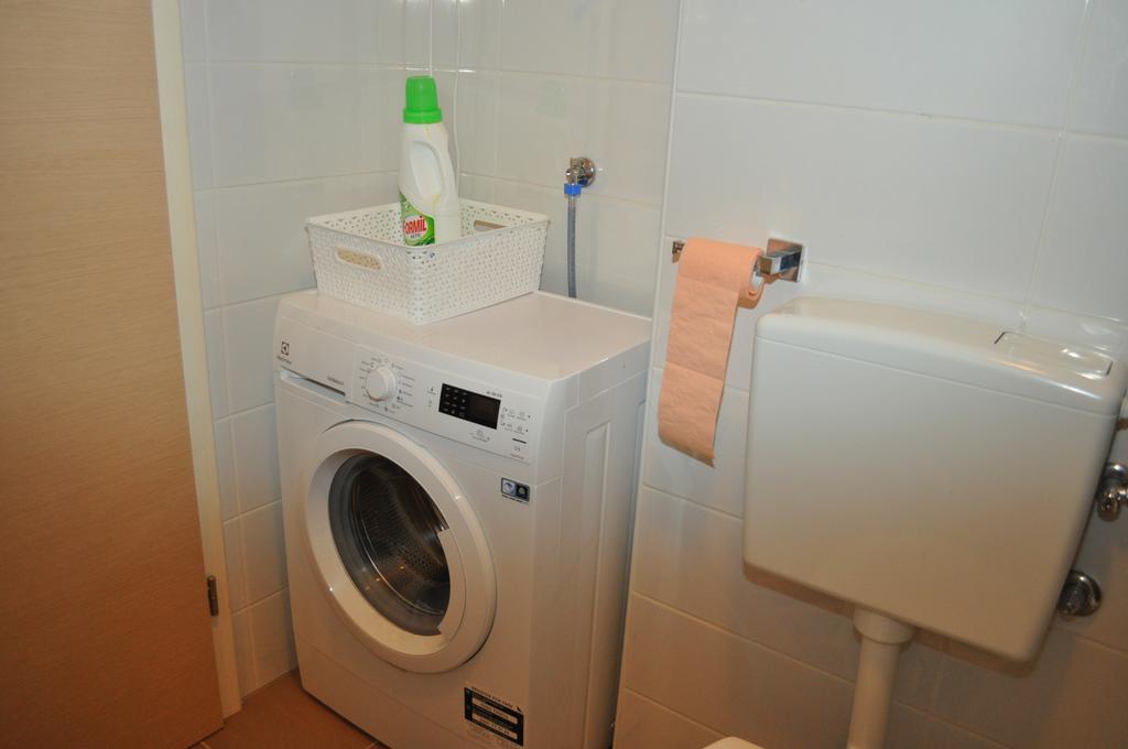 Apartment Kristijan Макарска Екстериор снимка